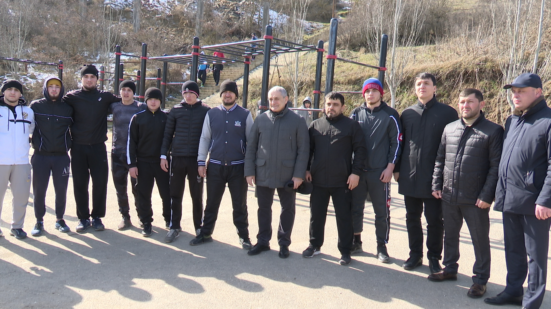 Тарки дагестан новости. Поселок Тарки. Спортивные площадки Махачкала.