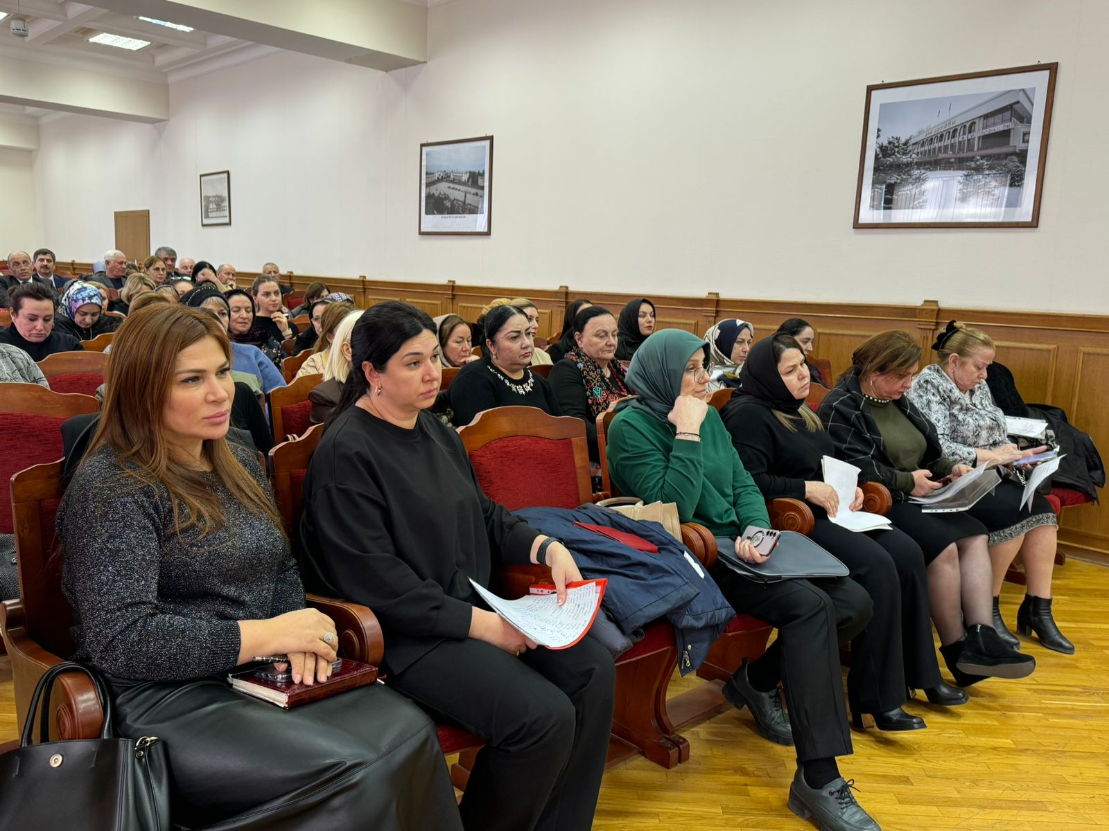 Заместитель главы г. <b>Махачкалы</b> Эмилия Раджабова сообщила